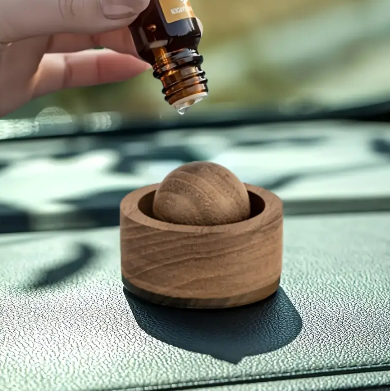Wooden Ball Aromatherapy Car Diffuser